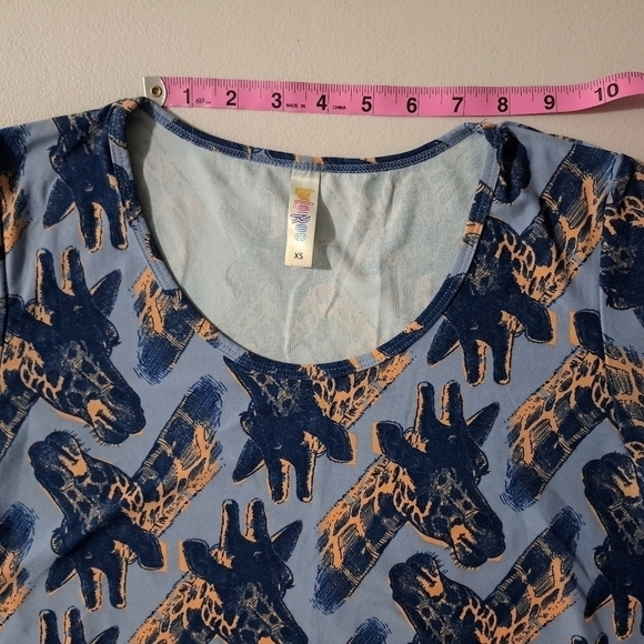 Lularoe Perfect T giraffe print XS - Picture 6 of 8
